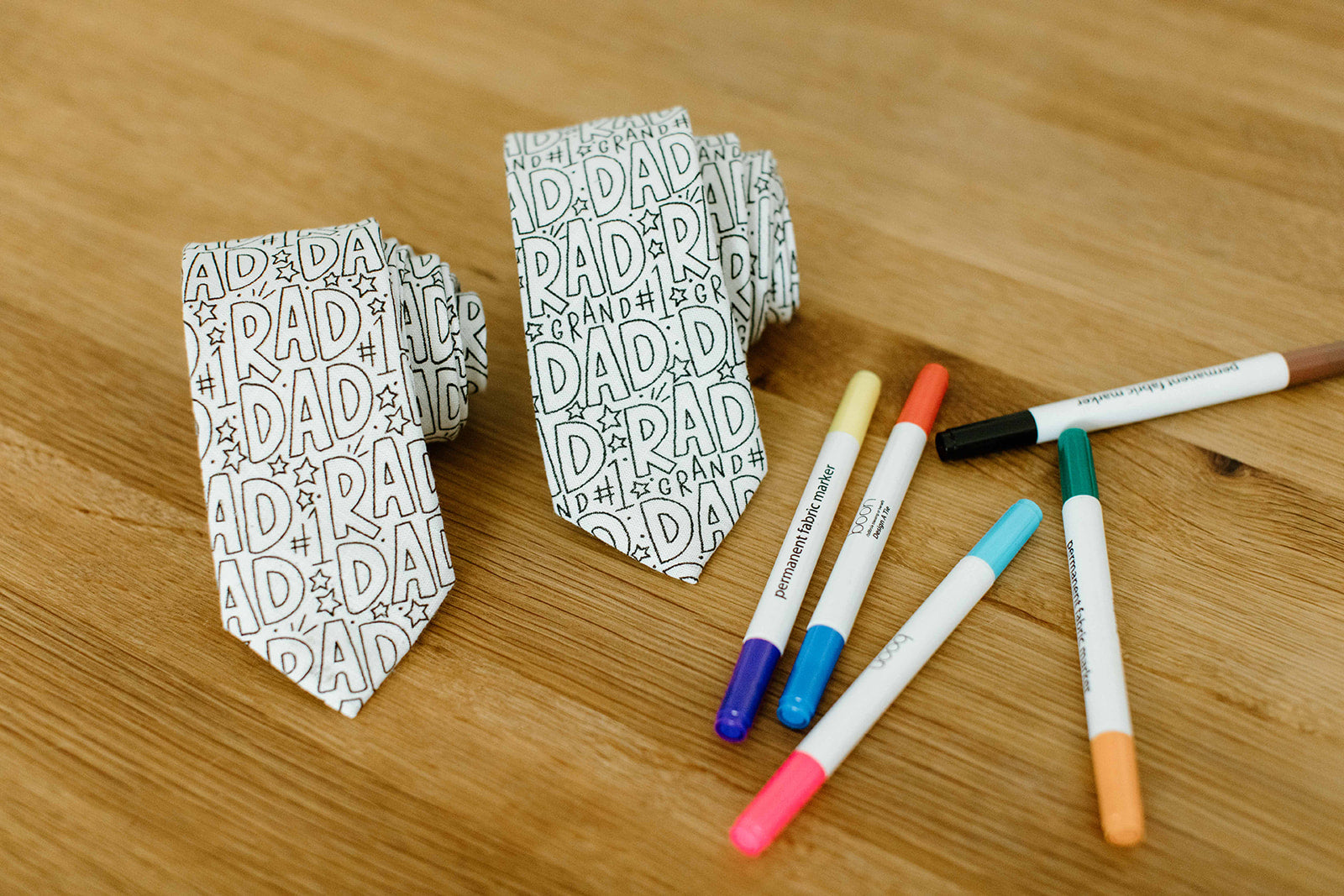 Rad GRAND Dad Coloring Tie *markers sold separately