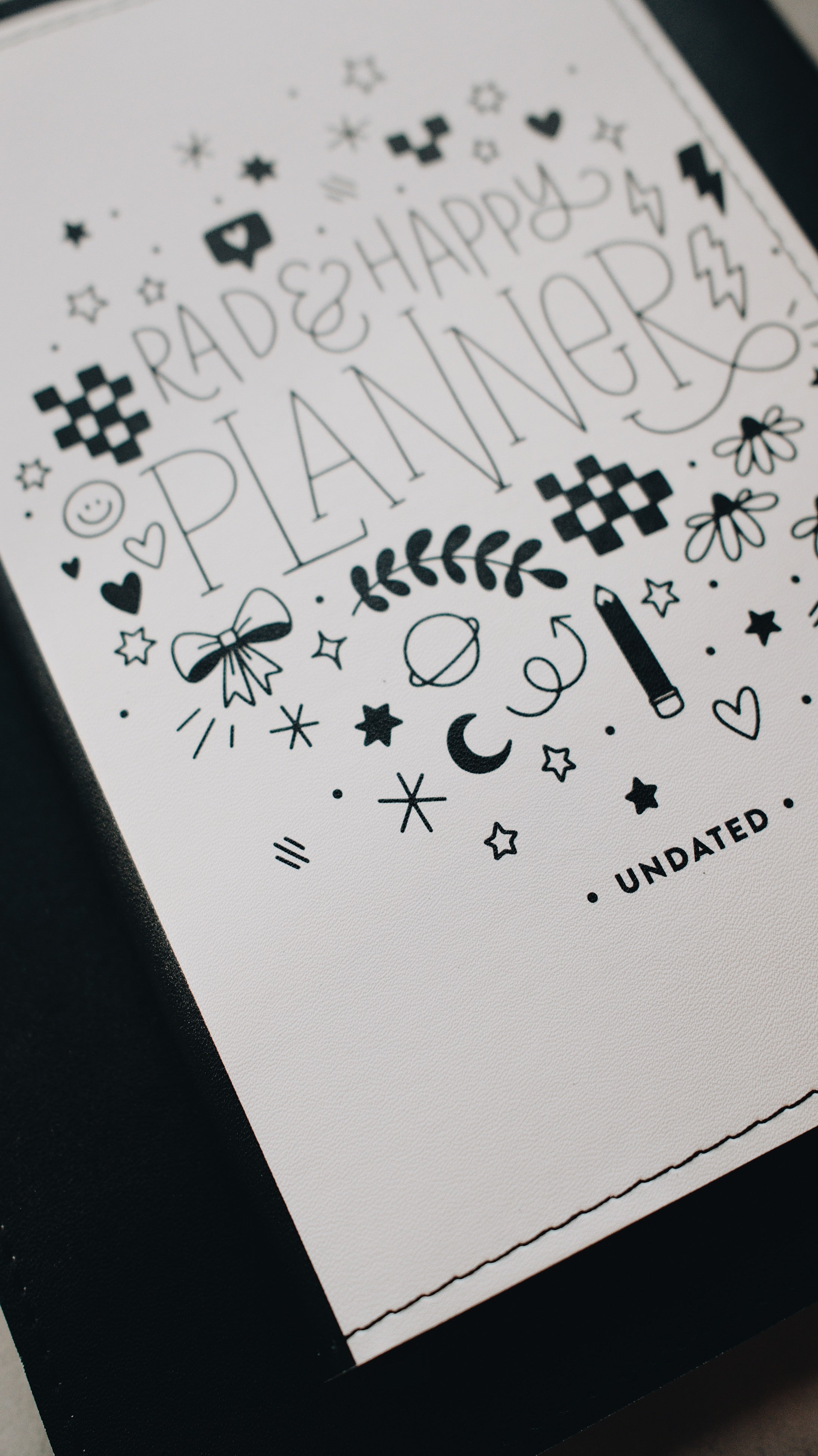 Undated 5x8 Planner - Doodle Edition