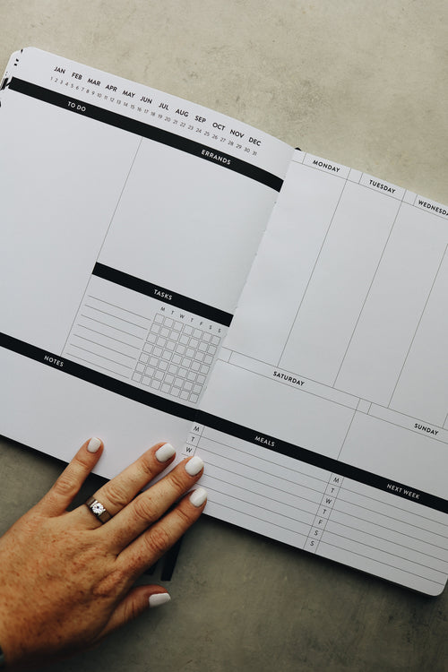 8x10 Undated Planner - Leaves Edition